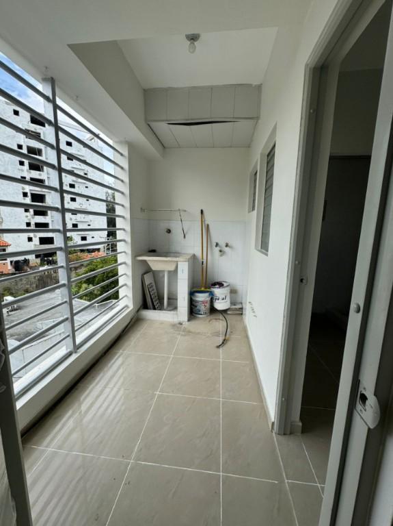 ALQUILER DE APARTAMENTO EN EL RENACIMIENTO en la República Dominicana - Imagen 11