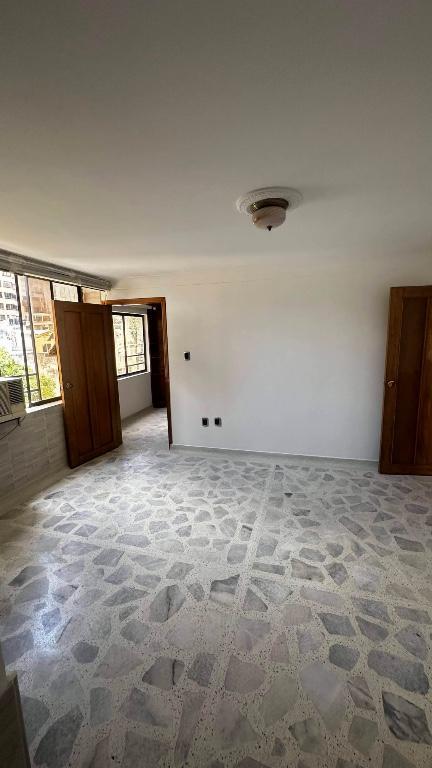 VENTA APARTAMENTO CABECERA. EDIFICIO SIKASUE en Piedecuesta - Imagen 3