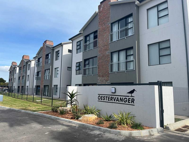 Apartment / Flat 755-ref-743 for Sale in Hartenbos, Hartenbos in Mossel Bay - Image 1