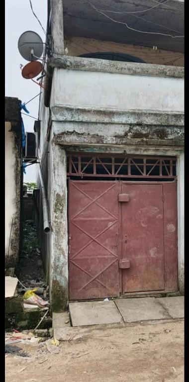Maison a vendre a bilongue R+1 à Douala - Photo 4