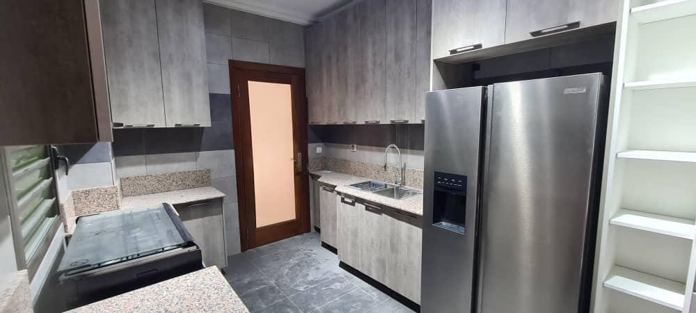 VILLA DUPLEX 5 PIÈCES COCODY RIVIERA SYNACASSI en Côte d’Ivoire - Photo 6