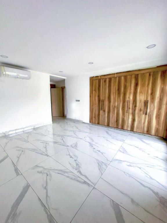 EN LOCATION COCODY-RIVIERA M’BADON APPARTEMENTS DE STANDING F4 en Côte d’Ivoire - Photo 6