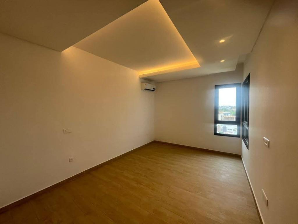 EN LOCATION RIVIERA M’BADON APPARTEMENTS DE STANDING 4PIECES F4) en Côte d’Ivoire - Photo 6