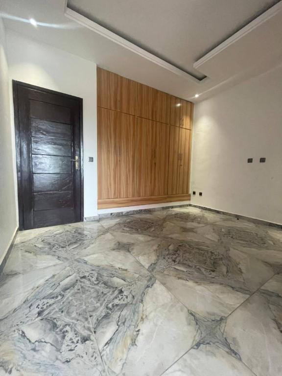 À LOUER COCODY RIVIÉRA PALMERAIE RESIDENTIELLE APPARTEMENT F3 en Côte d’Ivoire - Photo 8
