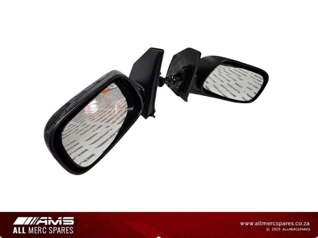 TOYOTA DOOR MIRRORS AVAILABLE in South Africa - Image 1