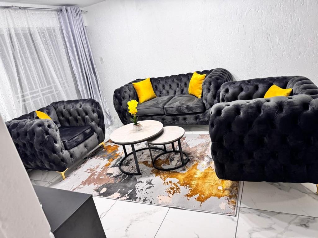 FULL ACCOMMODATION in Randburg - Image 2