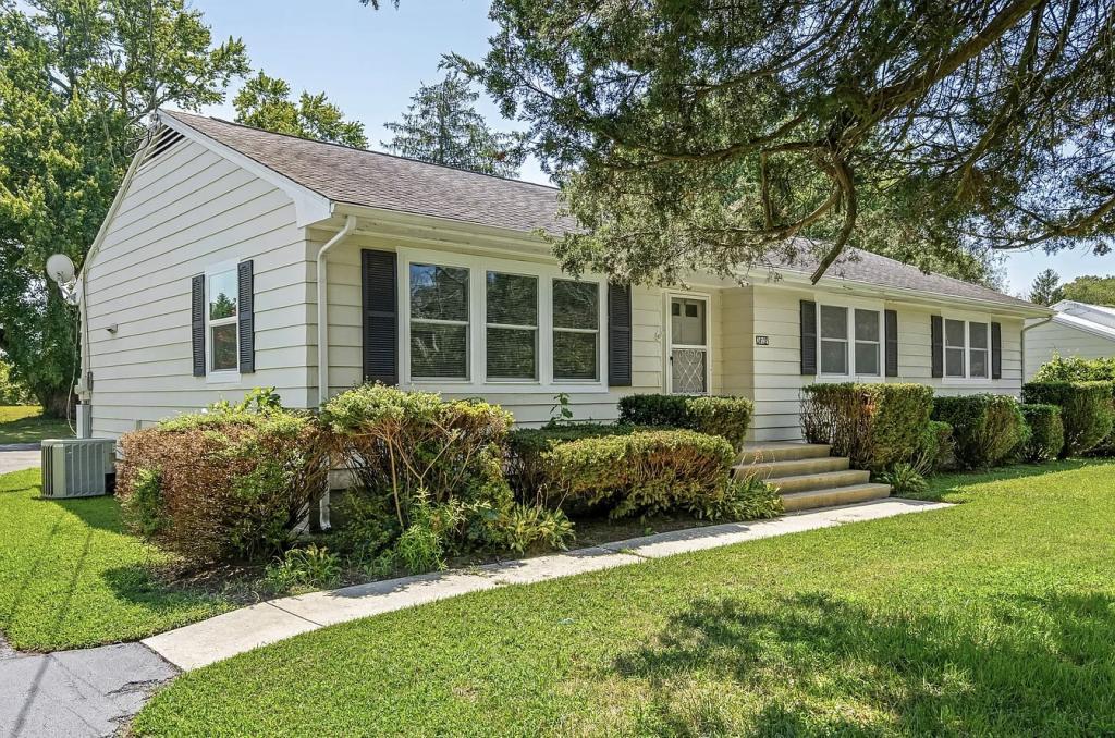 House for Rent in Lewes, Delaware, Ref# 202097446 in Dover - Image 1