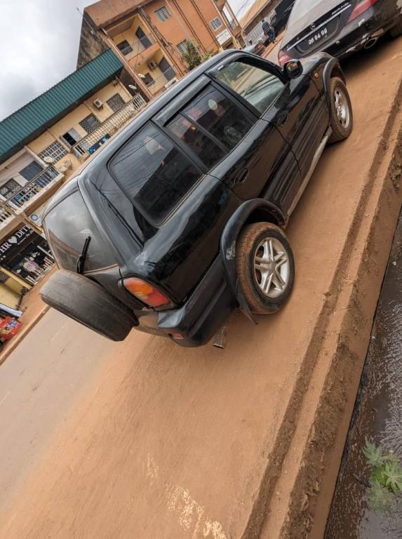 TOYOTA RAV4 99. à Yaoundé - Photo 3