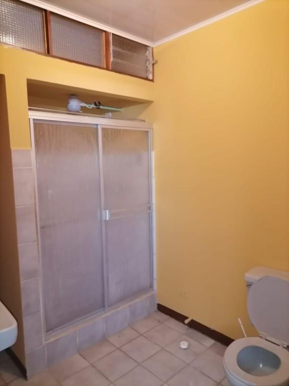 SE VENDE LOCAL COMERCIAL Y APARTAMENTO EN HEREDIA. en Mora - Imagen 7