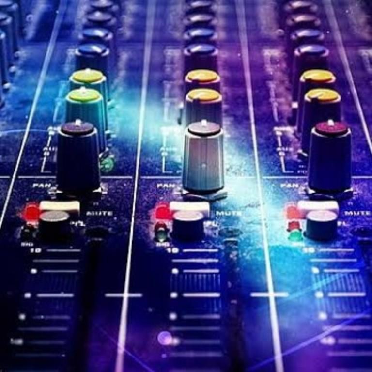 Music Studio In Delhi Trackonica Records in India - Image 1
