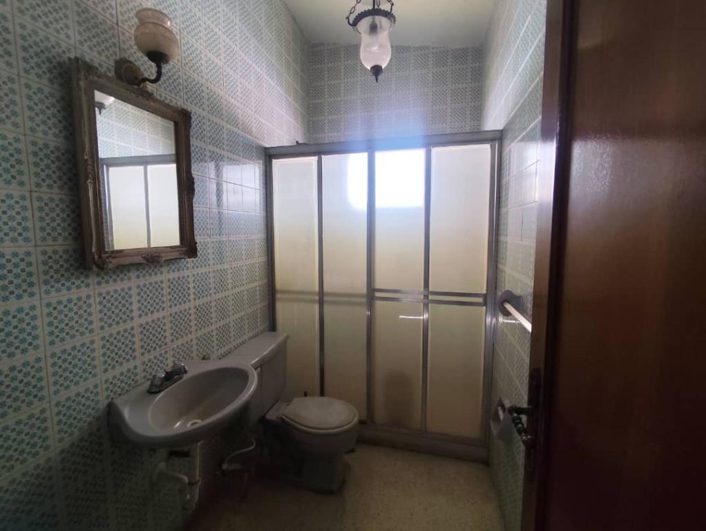 Sandra H Alquila Casa Comercial en Urb Los Naranjos, Av Bolívar. en Guacara - Imagen 16