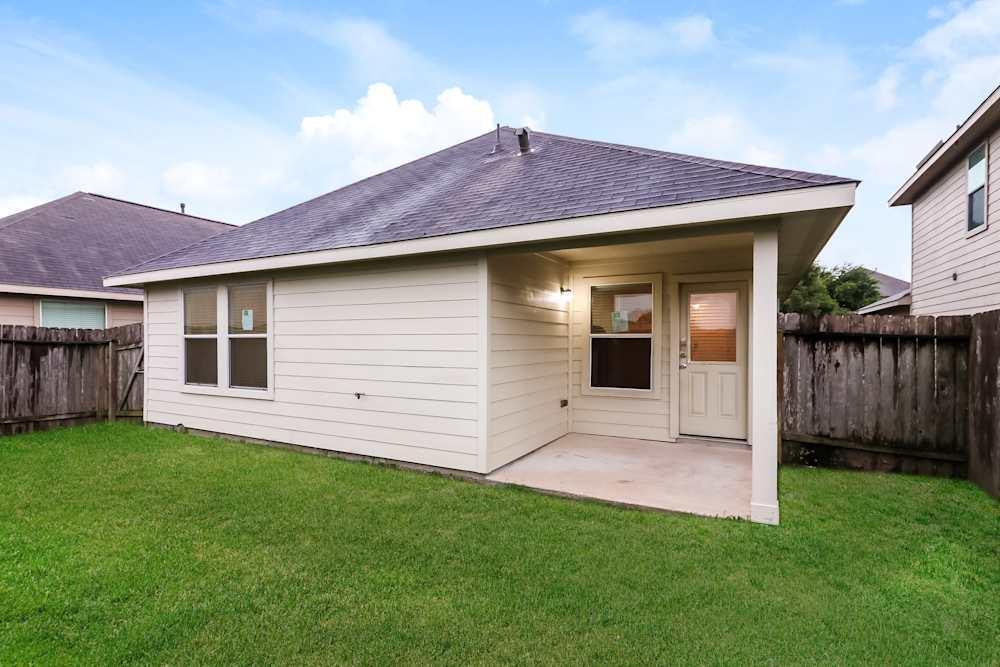 Spacious 3BR/2BA Apartment for Rent in Katy, TX – Move-In Ready! in United States - Image 12