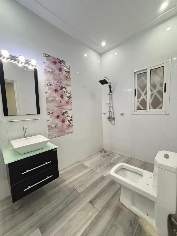 VILLA DUPLEX 10 PIÈCES COCODY RIVIÉRA SYNACACI 2 AVEC PISCINE en Côte d’Ivoire - Photo 5