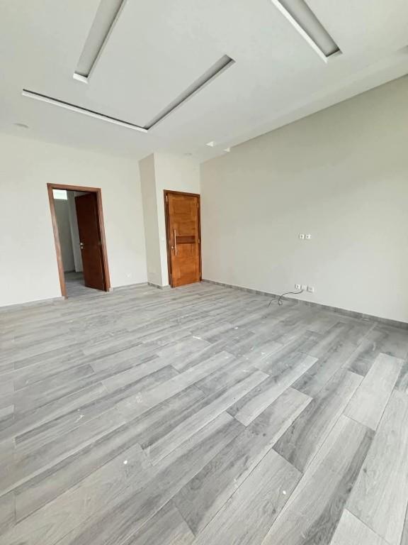 VILLA DUPLEX 10 PIÈCES COCODY RIVIÉRA SYNACACI 2 AVEC PISCINE en Côte d’Ivoire - Photo 11