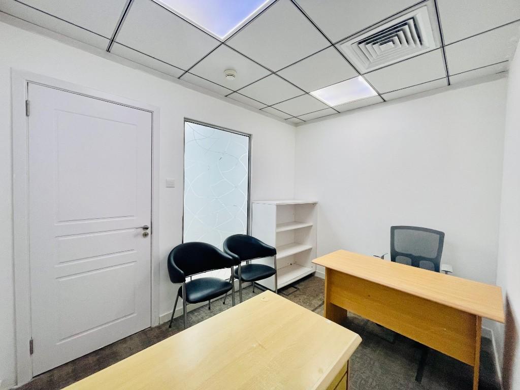 Office For Rent // Easy Parking // Amenities Included in Madīnat Zāyid - Image 5