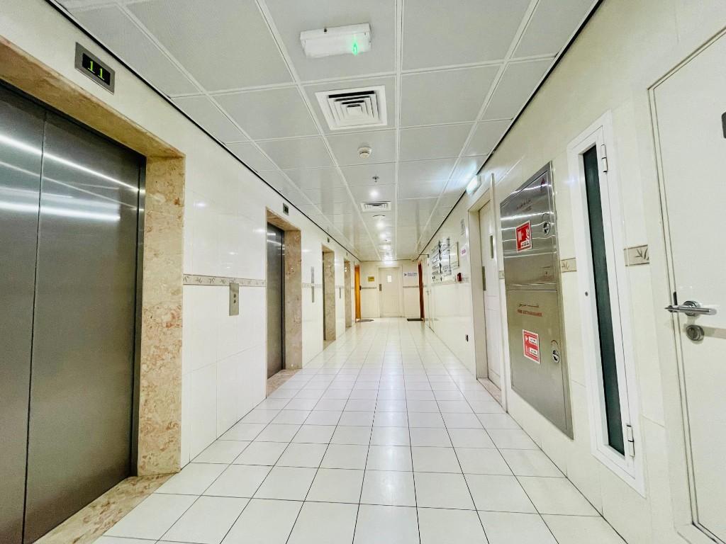 Office For Rent // Easy Parking // Amenities Included in Madīnat Zāyid - Image 10