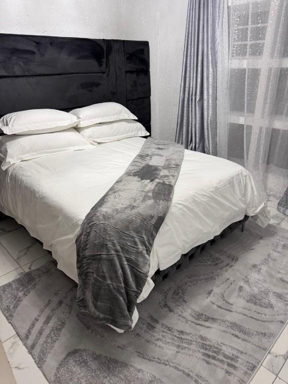 FULL ACCOMMODATION in South Africa - Image 1