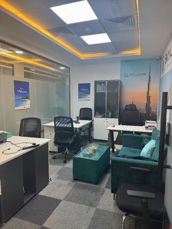 Office for Rent in Al Rigga – Prime Location! in United Arab Emirates - Image 1