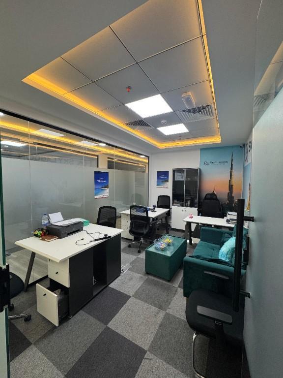 Office for Rent in Al Rigga – Prime Location! in United Arab Emirates - Image 2