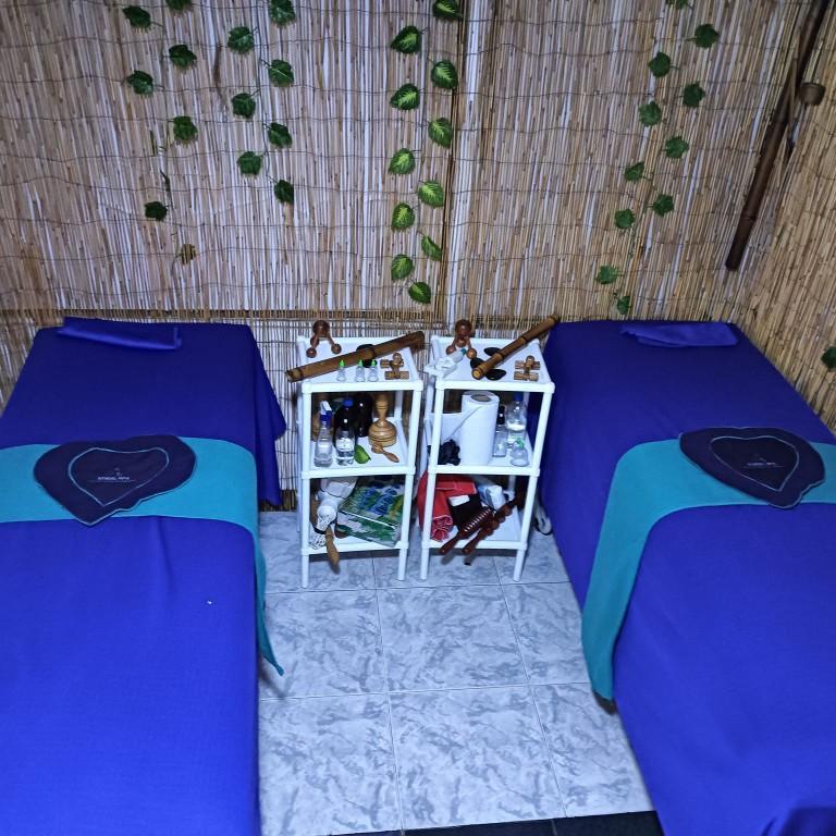 TERAPIA MASAJE TERAPEUTICO PARA DOLOR ESPALDA CUELLO CONSULTORIO en Colombia - Imagen 1