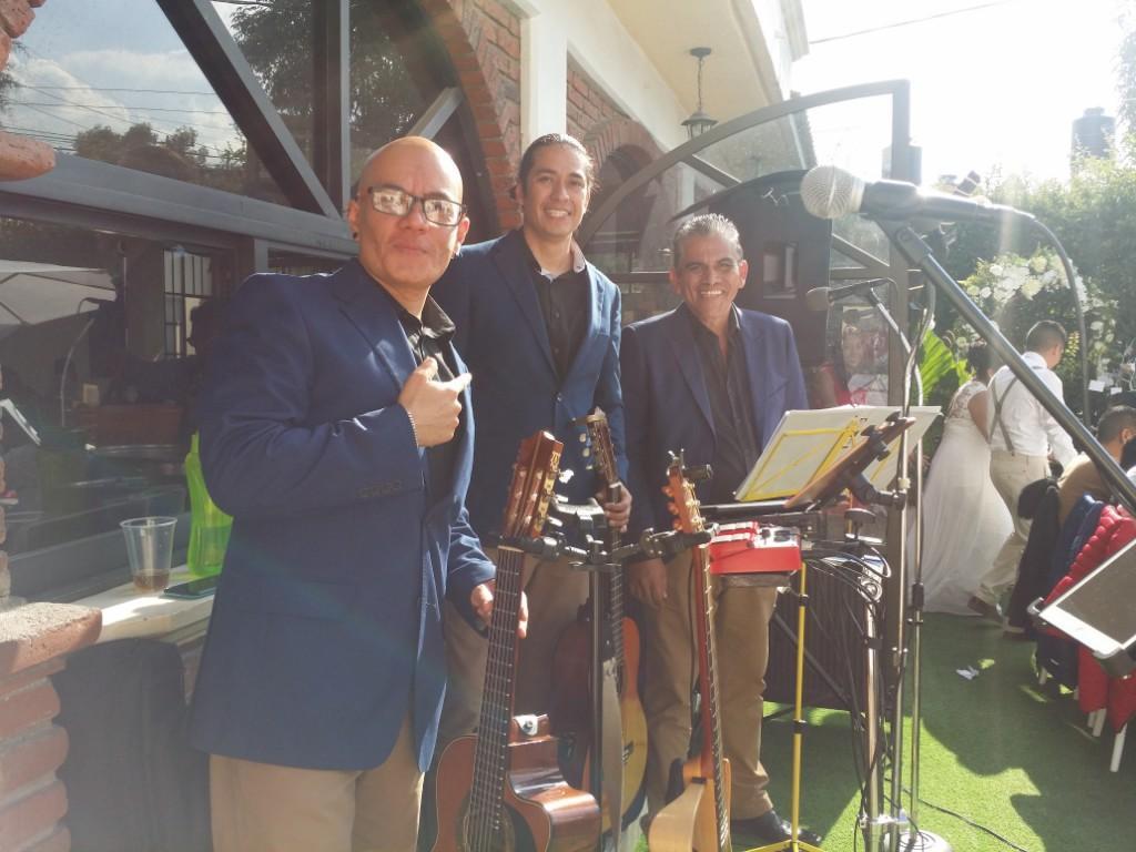 TRIO ROMANTICO MUSICA, LOS MEJORES BOLEROS Y MAS en Cuautitlán - Imagen 1