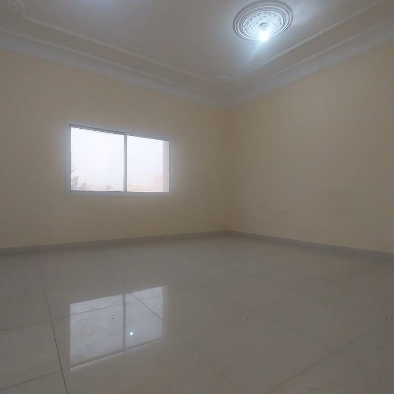 BIG STUDIO AVAILABLE FOR RENT AL KARAMAH NEAR TO SKIN CARE HOSPI in United Arab Emirates - Image 1
