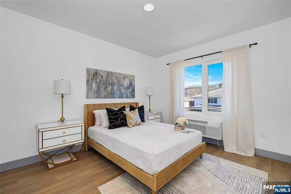 LIVE RENT FREE FOR SEPTEMBER - IMMEDIATE OCCUPANCY SPECIAL in Bronx - Image 7