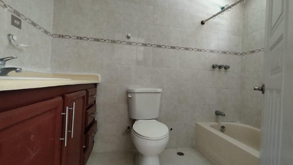 VENTA DE APARTAMENTO ALMA ROSA I en la República Dominicana - Imagen 6
