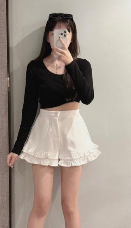 WHITE RUFFLED SHORTS in Bukit Merah - Image 1