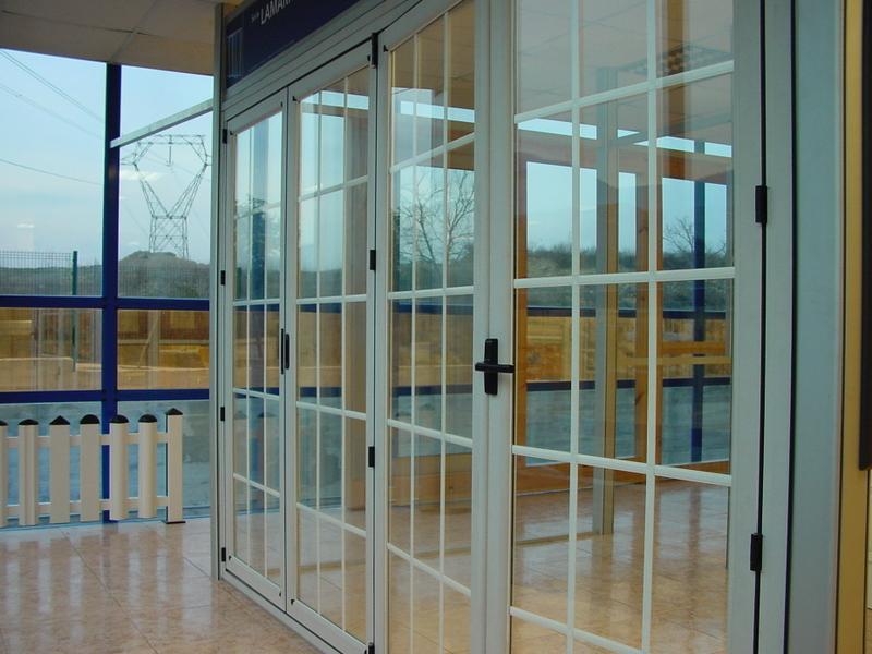 CARPINTERIA ALUMINIO Y PVC EN GENERAL en España - Imagen 3