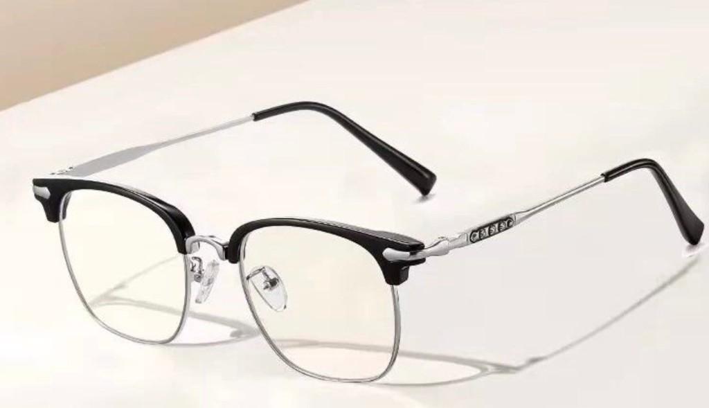 BLACK HALF FRAME SPECTACLES in Geylang - Image 1