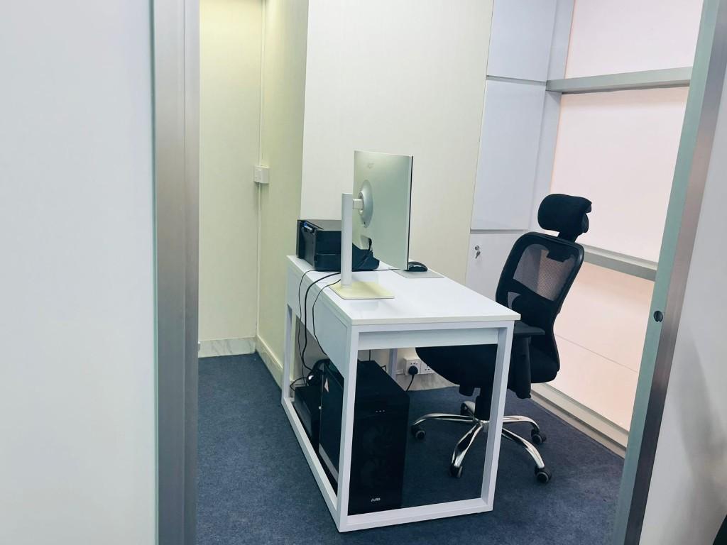Furnished Office Space Rent In Bashundhara R/A,Dhaka in Bangladesh - Image 2