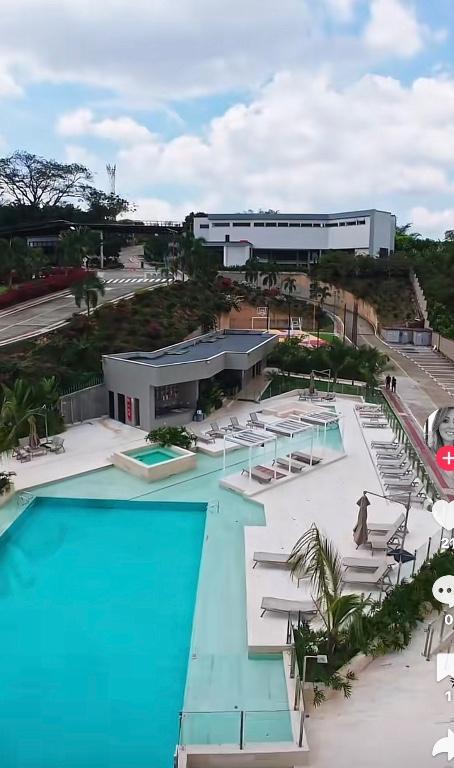 VENTA CASA CAMPESTRE RUITOQUE BAJO. CONDOMINIO RUITOQUE PARK HO en Bucaramanga - Imagen 11