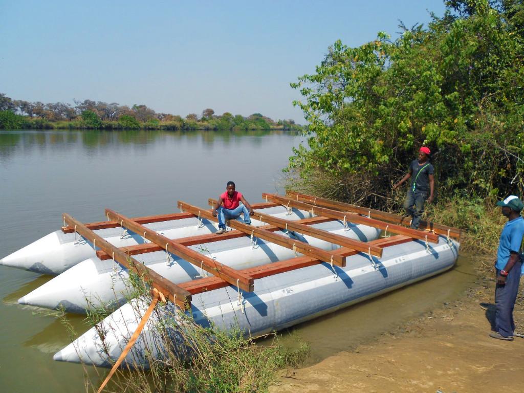 VEHICLE RIVER CROSSING PONTS/BARGES in Centurion - Image 4