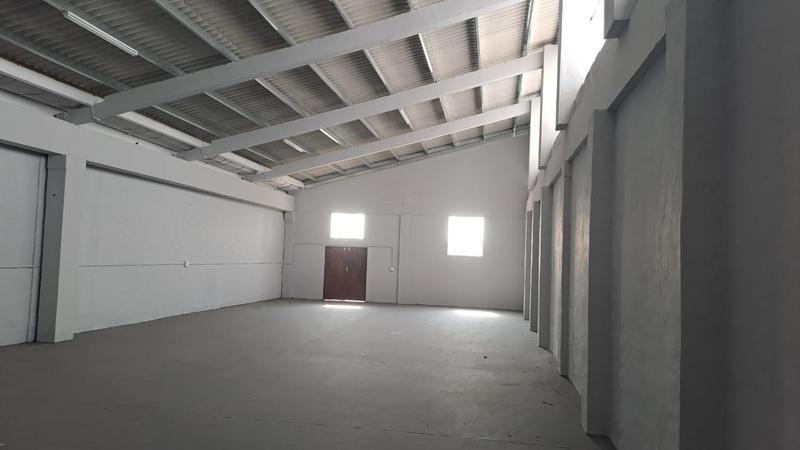 Industrial 1239-ref-3664 for Rent in Korsten, Port Elizabeth in Summerstrand - Image 1