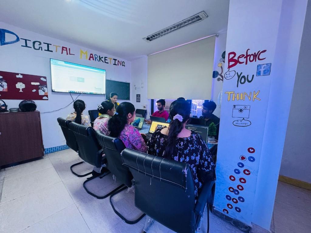 SEO Course in Jaipur – Master Search Engine Optimization in Haldwāni - Image 1