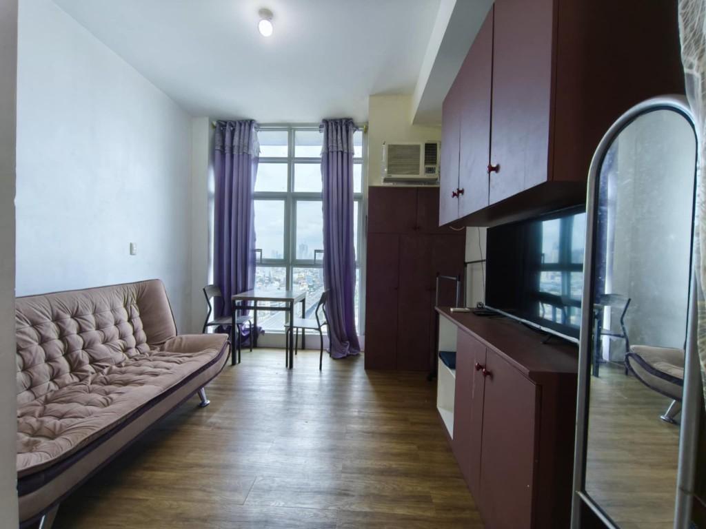 Loft Type Condo Unit with Parking for Rent at Linear Makati in Pansol - Image 1