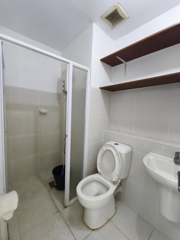 Loft Type Condo Unit with Parking for Rent at Linear Makati in Pansol - Image 3
