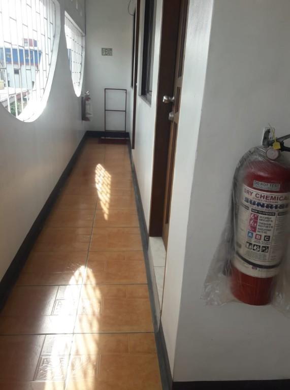 PHP10K - STUDIO TYPE FOR RENT AT PIO DEL PILAR MAKATI CITY in Pansol - Image 2