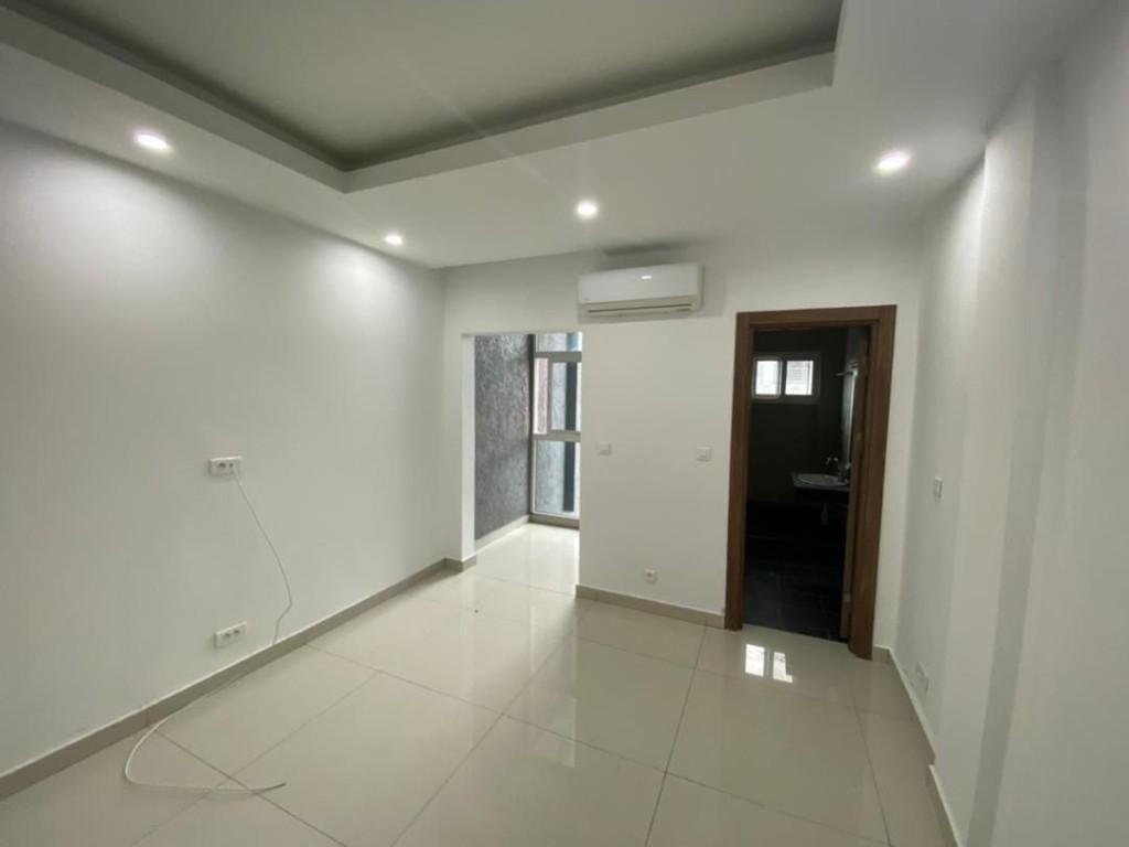 A LOUER UN EXCELLENT APPARTEMENT DE 4 PIÈCES, RIVIÉRA GOLF 4 en Côte d’Ivoire - Photo 4