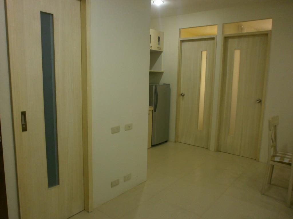 2 BR Condo Unit Available for Rent in Cubao in Pansol - Image 1