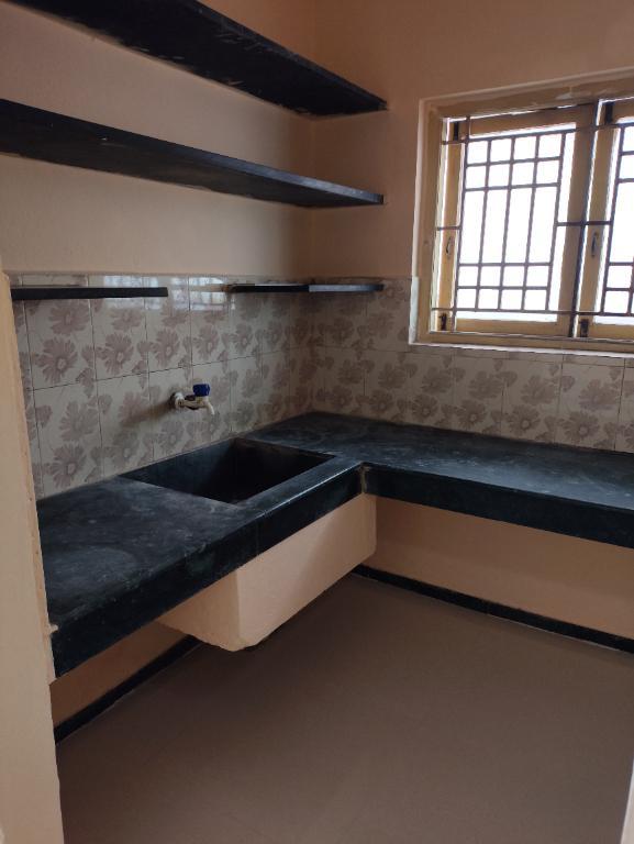 2 BHK House for Rent in Peelamedu - Image 1