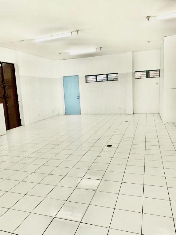 Warehouse FOR RENT – Prime Location! in Pinyahan - Image 4