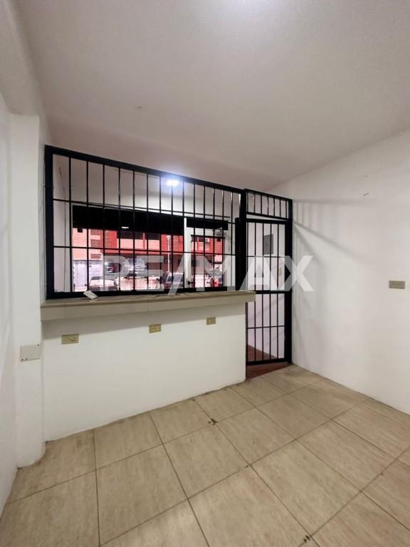 Local Comercial Sector Amparo, Remax Millenium en Venezuela - Imagen 2