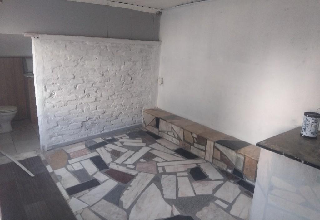 Room for rent R2500pm in Johannesburg - Image 1