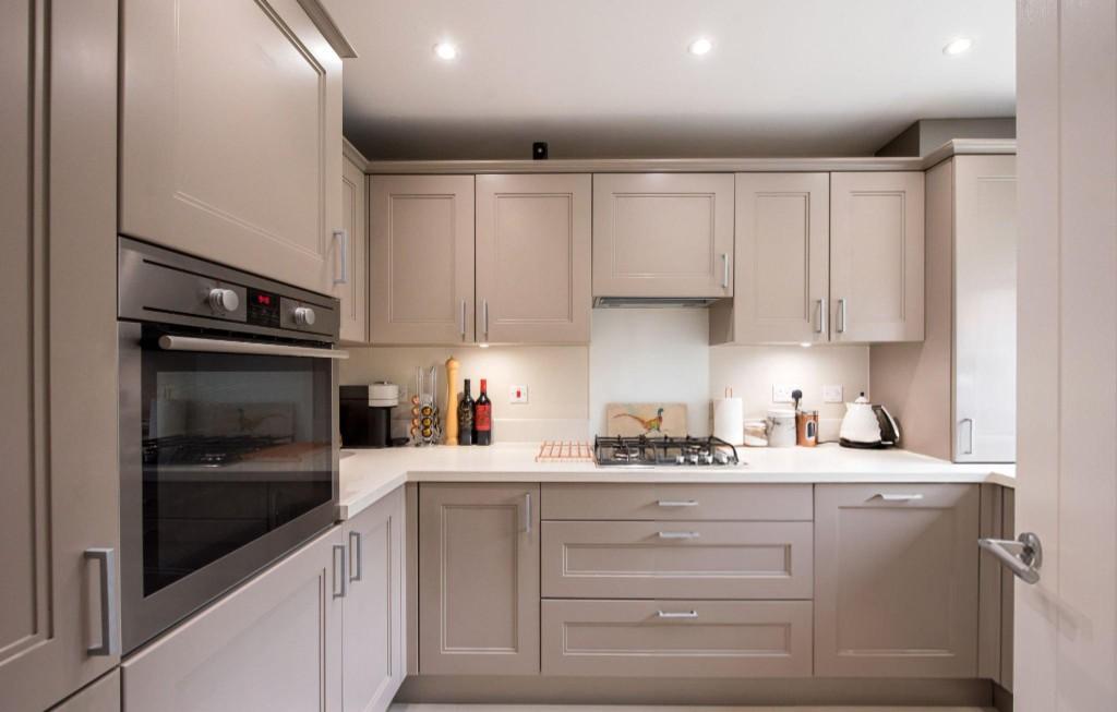 Affordable False Ceiling Ideas for Modular Kitchens in Paharganj - Image 1