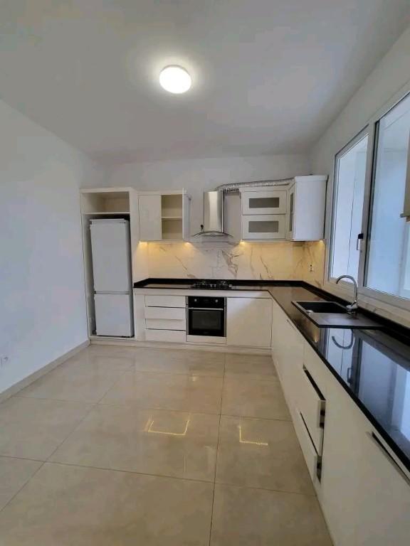 APPARTEMENT HAUT-STANDING À LOUER à BASTOS Yaoundé au Cameroun - Photo 2