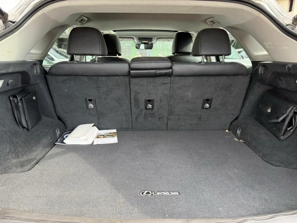 Lexus RX 350 Année 2019 au Cameroun - Photo 8