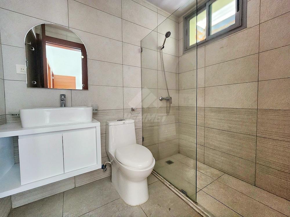 APARTAMENTO LINEA BLANCA PISCINA Y GIMNASIO LA ESMERALDA STGO. en Gurabo al Medio - Imagen 9