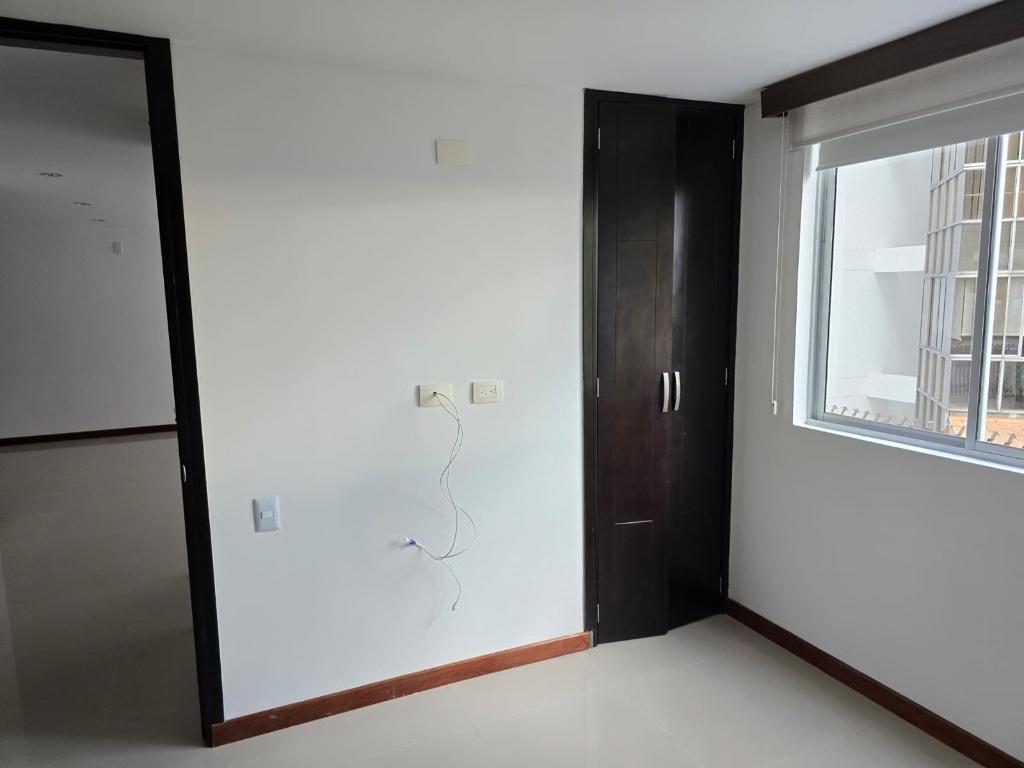 VENTA APARTAMENTO CABECERA. EDIFICIO SIMONETTA en Bucaramanga - Imagen 13